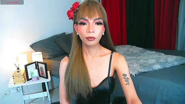 CelestinaMarquez0427 live cam on StripChat