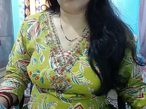 Anika09