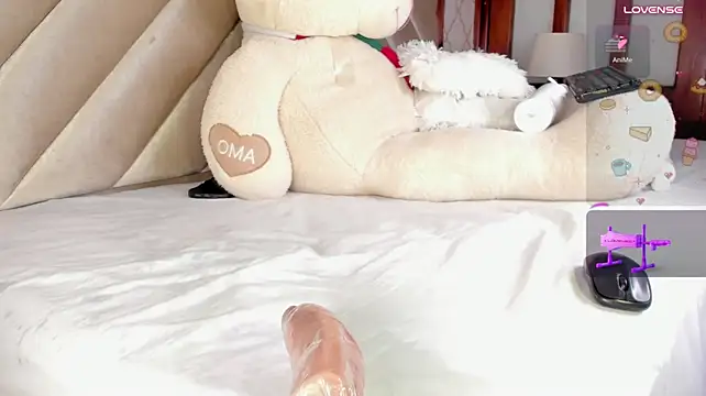 kaelsoft_ (M twink) - toy control x 1 min