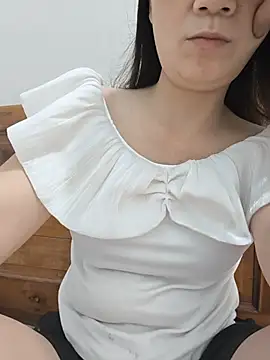 Lye_lovely