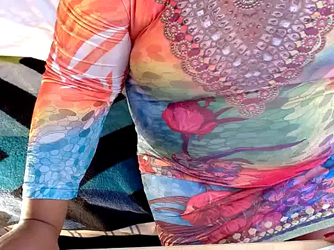 ROSESNICKER00