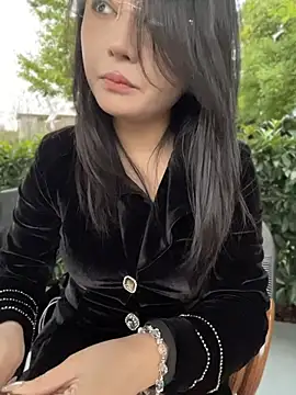 Daji-mm live cam on StripChat