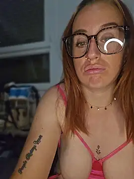 Lindsay_00off live sex cam