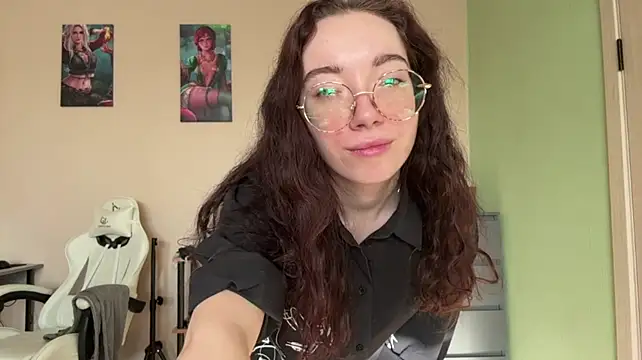 KarryRosamond live cam on StripChat