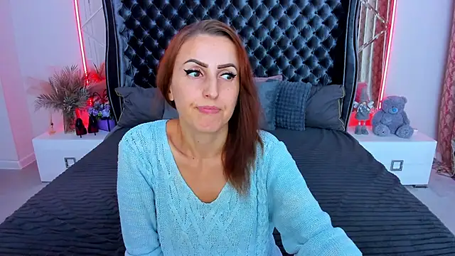 Rebecca_Diamond