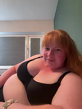 Curvy-GingeXX
