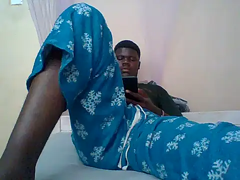taller_dark (M twink) - cum on chest