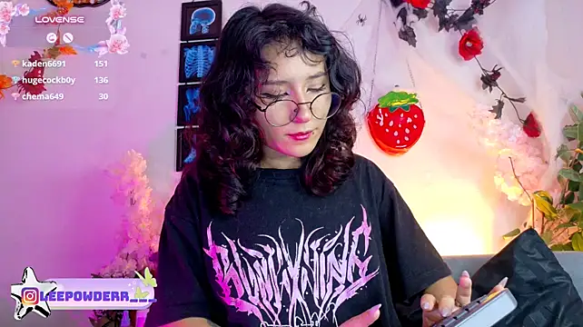LeePowder live cam on StripChat