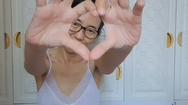 ClitGodess live cam on StripChat