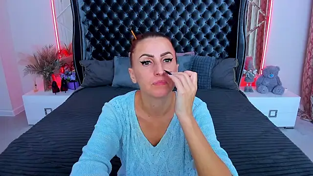 Rebecca_Diamond live cam on StripChat