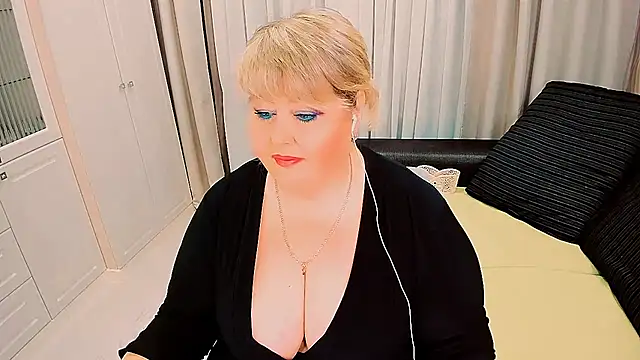 BIGTITSBBW