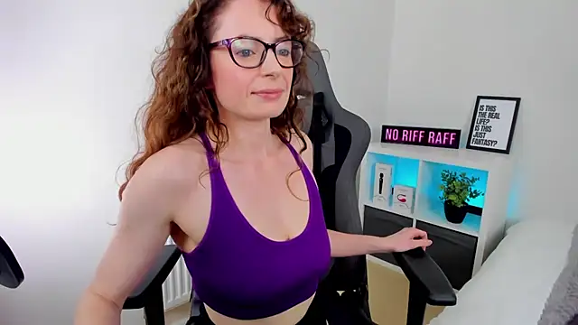 LucieWinters_UK