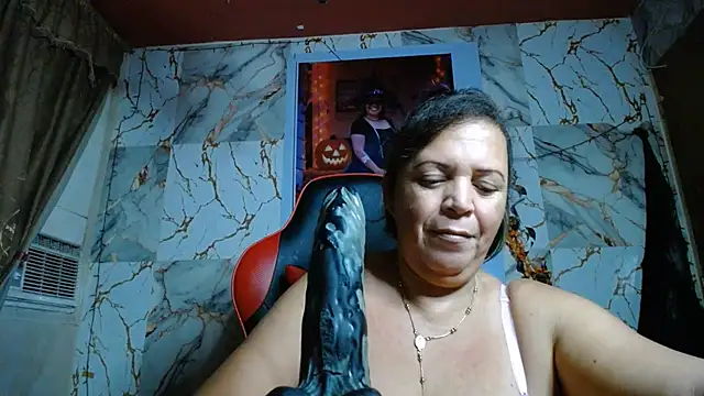 alina_maturehot