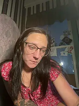 xnaomifox live cam on StripChat