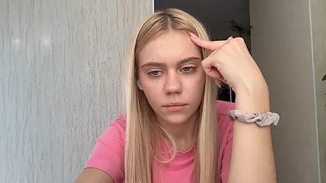 Glamorforyou live cam on StripChat