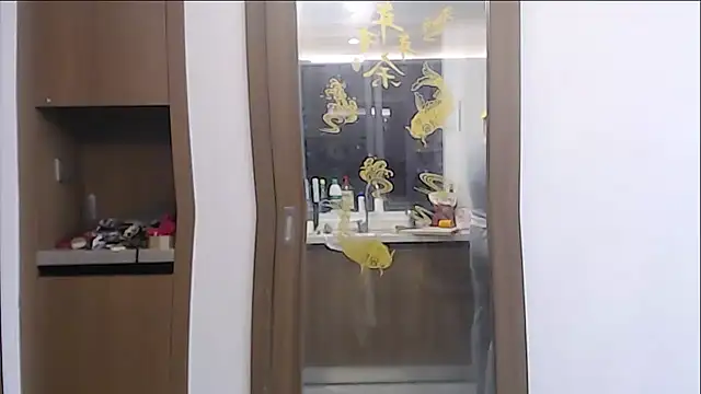 Mimi-cnbaby live cam on StripChat