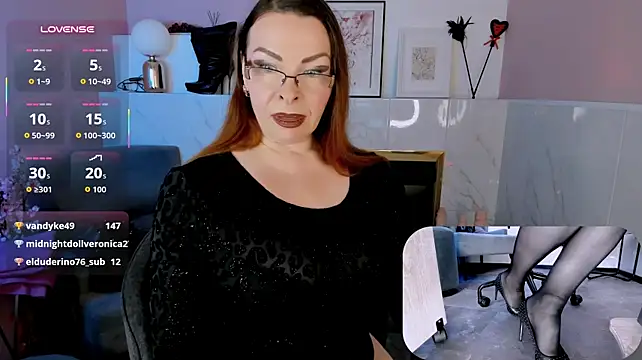 MrsIngrid live cam on StripChat