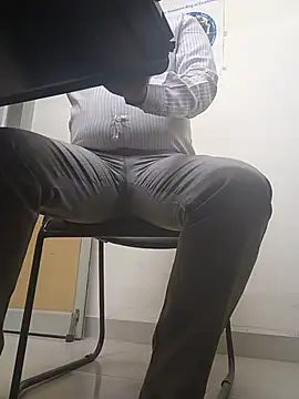 adicma123 (Ask my age) - Full nude with cum show