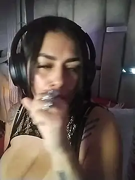 chelaqueen_