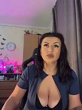 Hotangel75