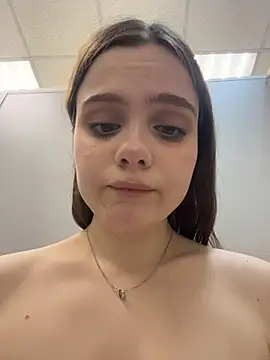 Lunabelle_ live cam on StripChat