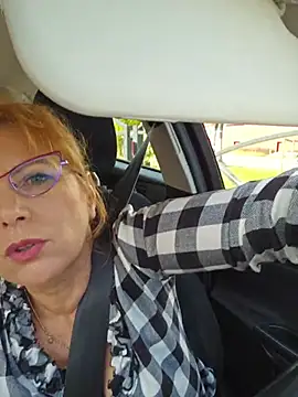 elacoquette (Ask my age) - Tease me at shopping