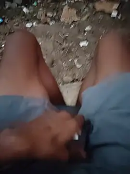 RAYI_Queen_4
