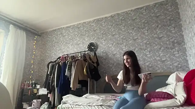 JaneenSantis live cam on StripChat