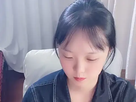yiyi88888 webcam