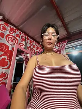 striptease cam Sweetieme