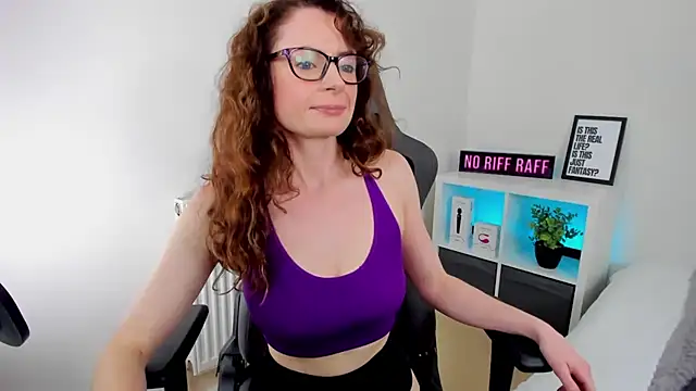 LucieWinters_UK