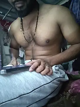 Kideyboy live cam on StripChat