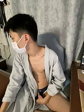 Zhang_yiovo live sex cam