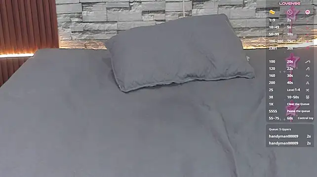 Veronica_Black18