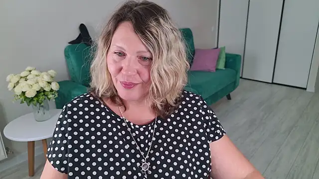 Nina_Weiss
