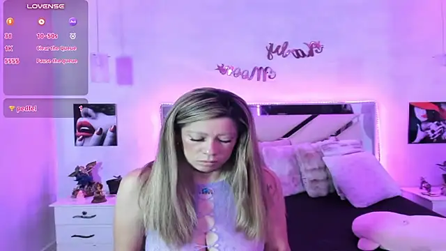 Karly_moon