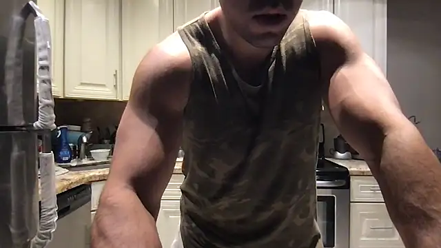 BigGuyMuscle live sex cam