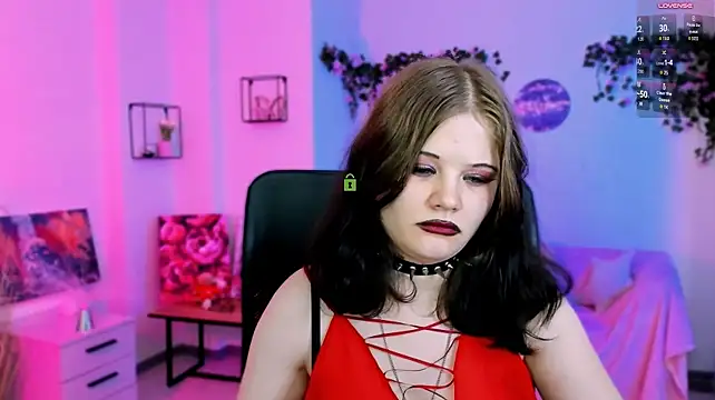nikki_kiss_