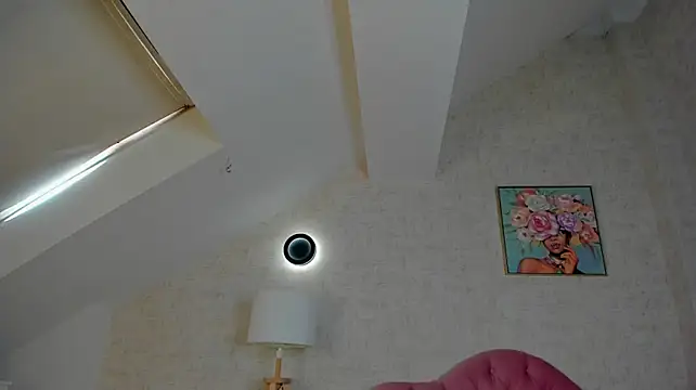 gloriaa_shine live cam on StripChat