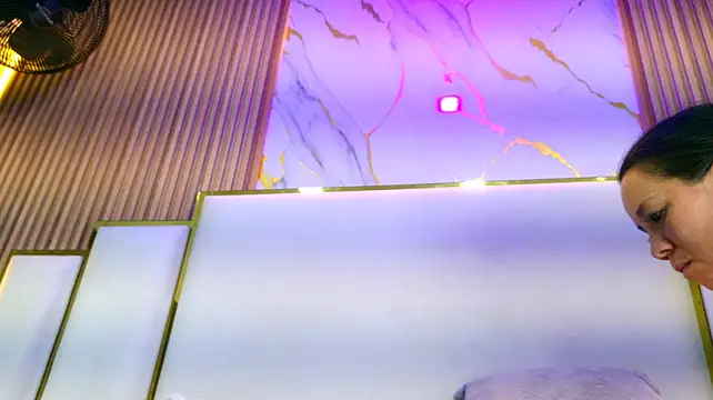ScarletMilf_1