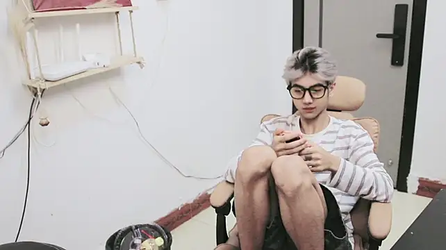 vip-7 (M young) - 想要守护💗