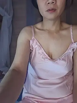 -Troni- live cam on StripChat