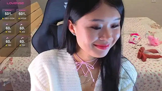 Tina_Kim_ live cam on StripChat