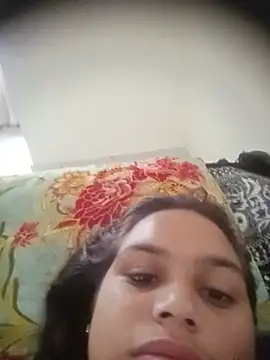 desiranipari live cam on StripChat