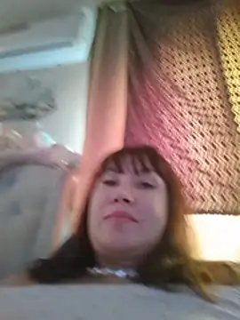 SERAFIMA79 live cam on StripChat
