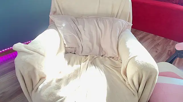 GlowingBlondie