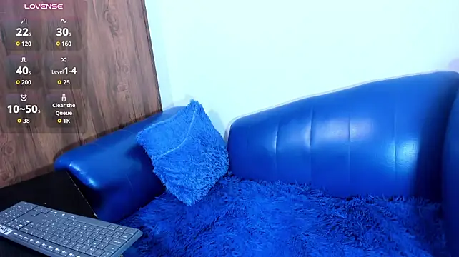 StrongGaze live cam on StripChat