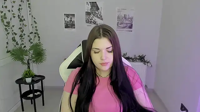 TinsleyPeach live sex cam