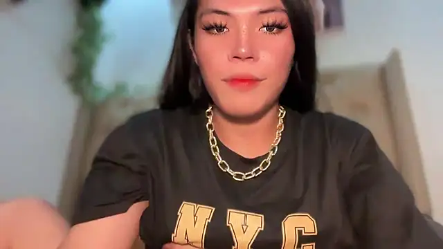 Sultry_Aya22