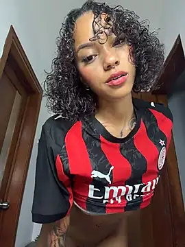 LizStorm_
